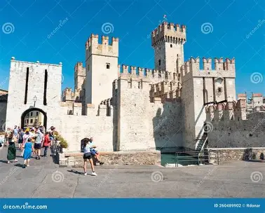 Roman ruins in Sirmione